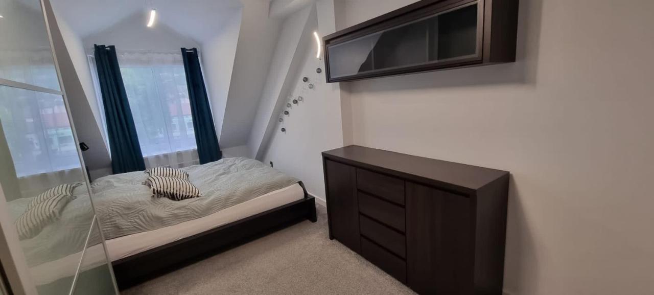 Apartament W Centrum Premium 우스트르치키 돌네 외부 사진